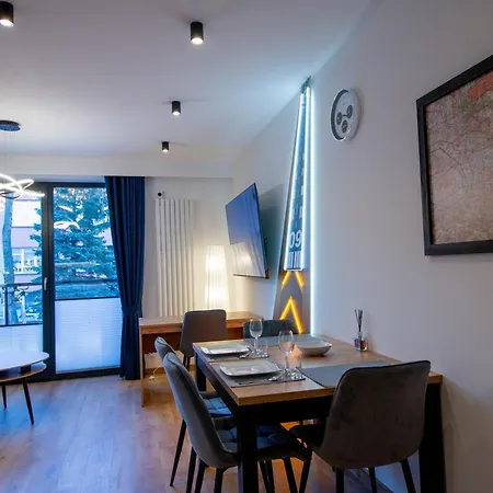 아파트 Aviator 노비 타르그