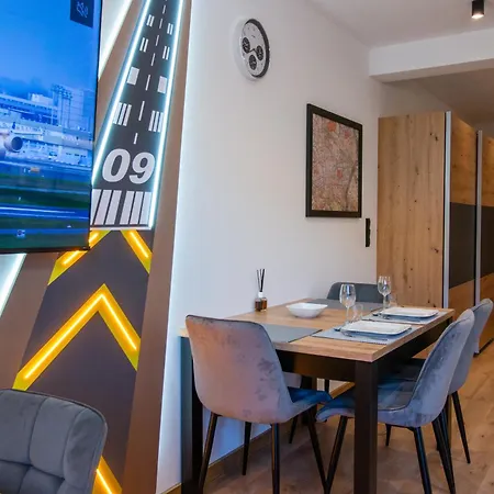 Aviator 아파트 노비 타르그